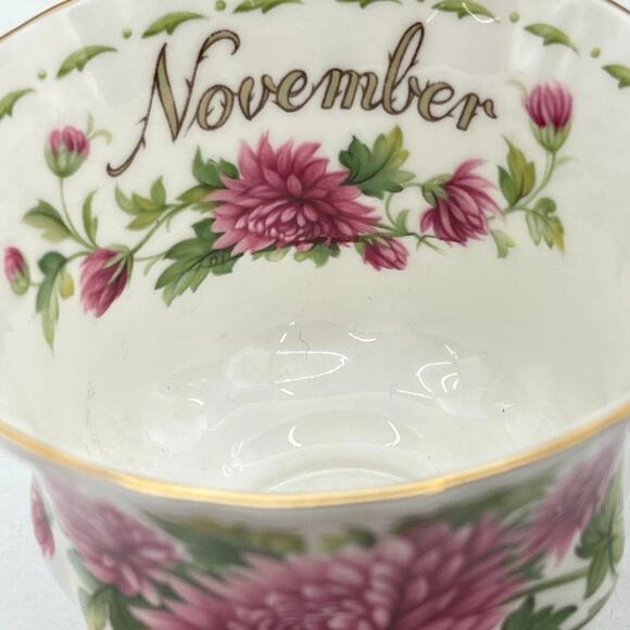 Royal Albert November Teacup & Saucer Set Chrysanthemum Month Flower  Bone China - Picture 7 of 16